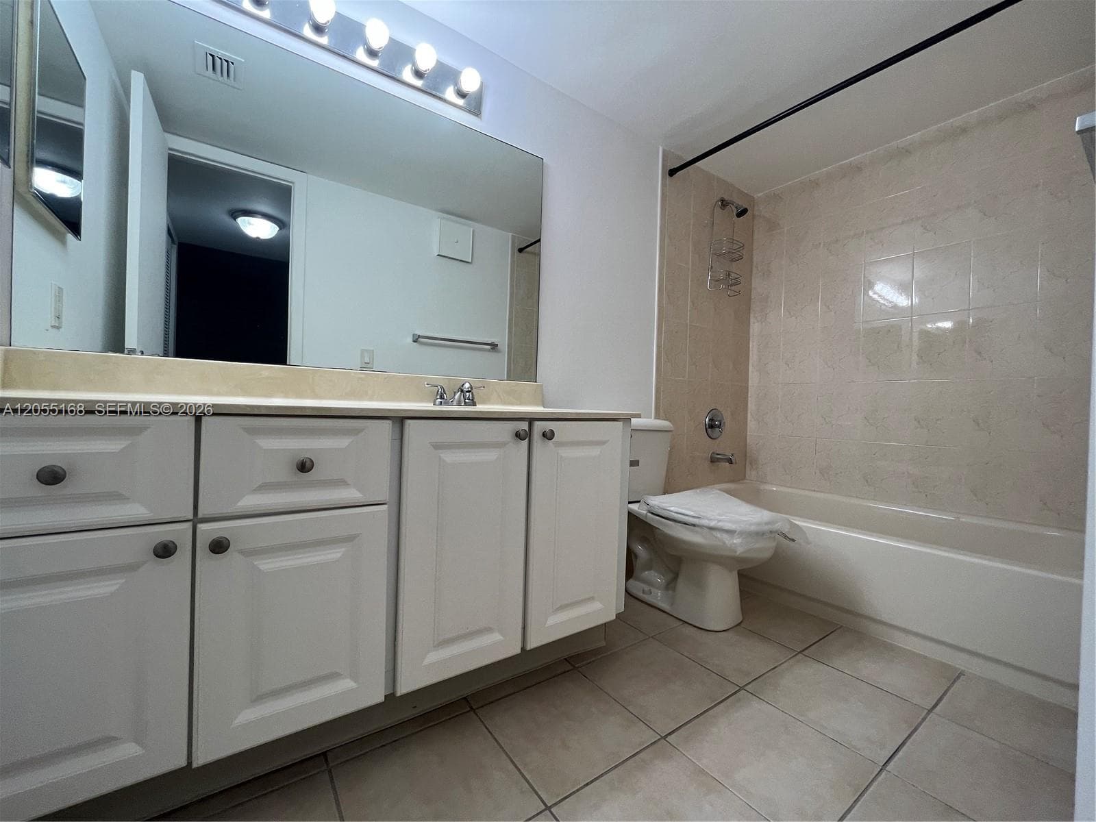 701 N Pine Island Rd # 202, Plantation, FL 33324 photo 9