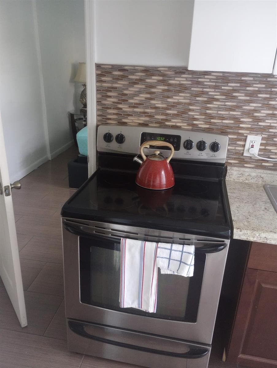 3413 NASSAU Drive, Miramar, FL 33023 photo 10