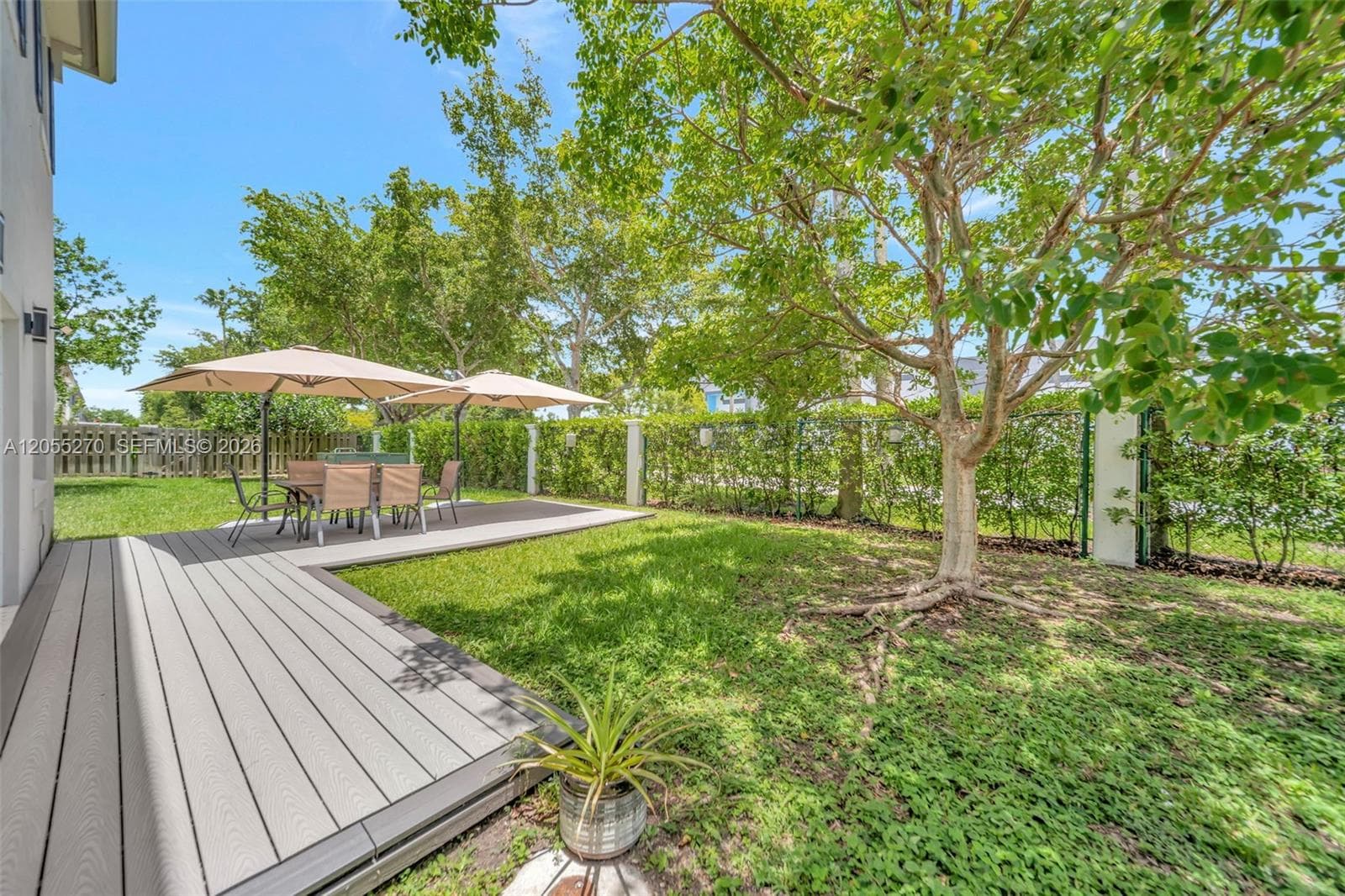1361 SE 27th Ter, Homestead, FL 33035 photo 11