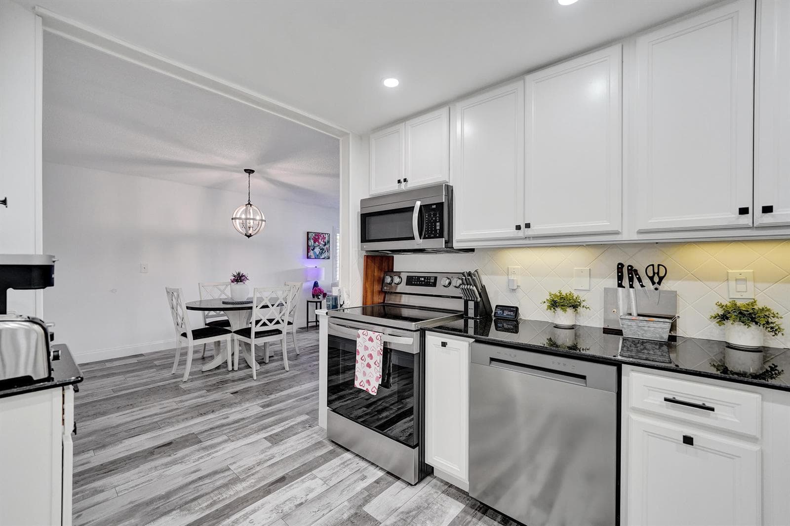 1930 NE 2ND Avenue # 216L, Wilton Manors, FL 33305 photo 9
