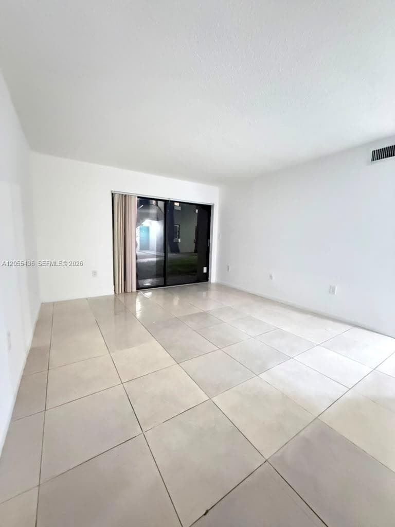 7090 NW 179th St # 107, Hialeah, FL 33015 photo 6