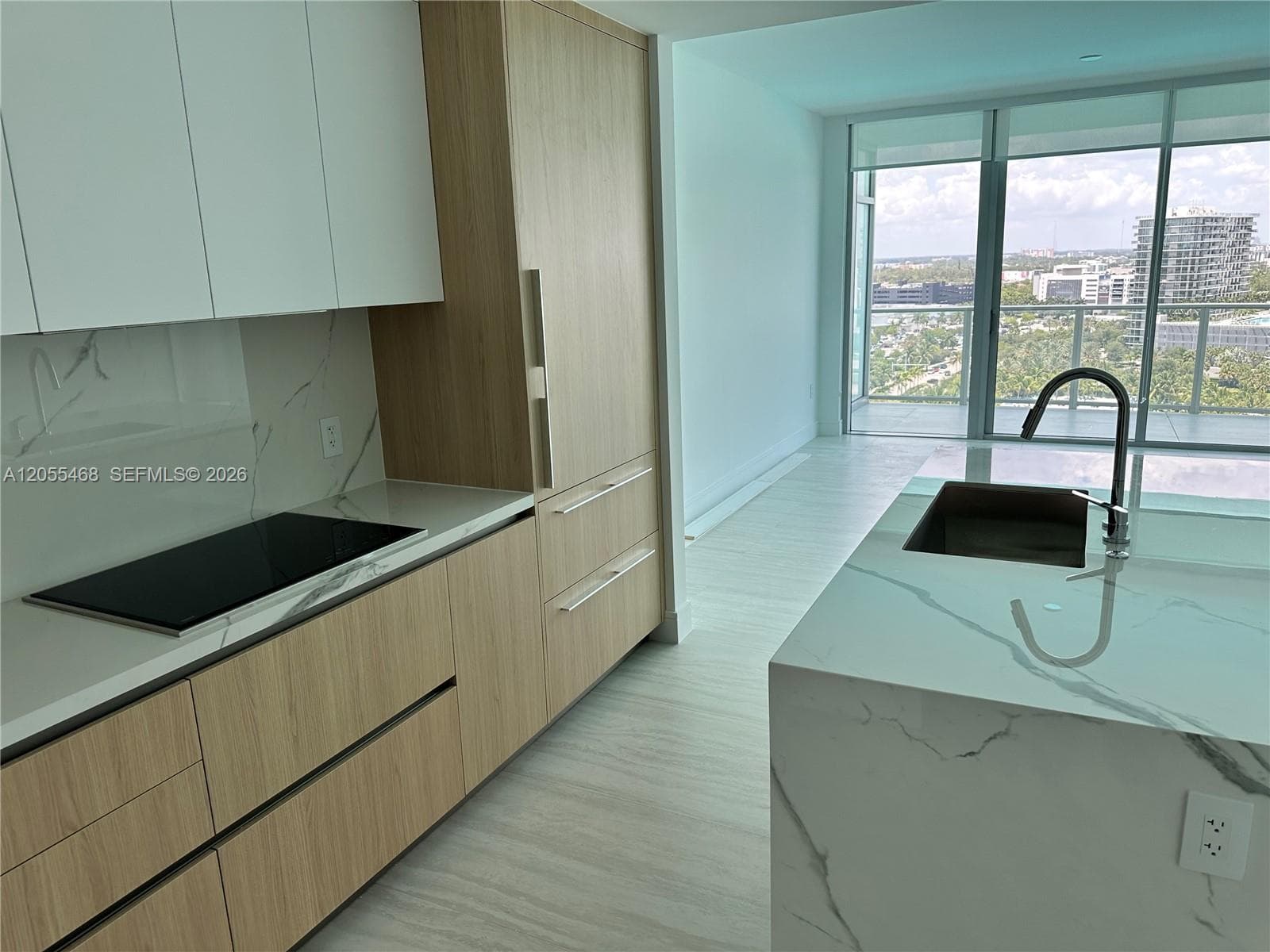 2411 Laguna Cir # 1407, North Miami, FL 33181 photo 9