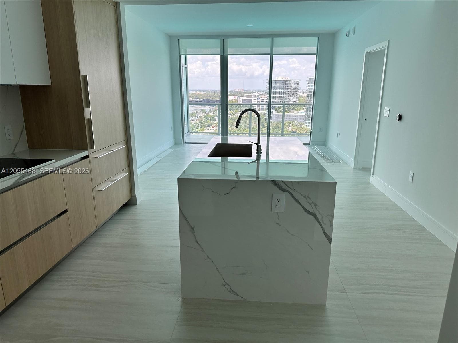 2411 Laguna Cir # 1407, North Miami, FL 33181 photo 10