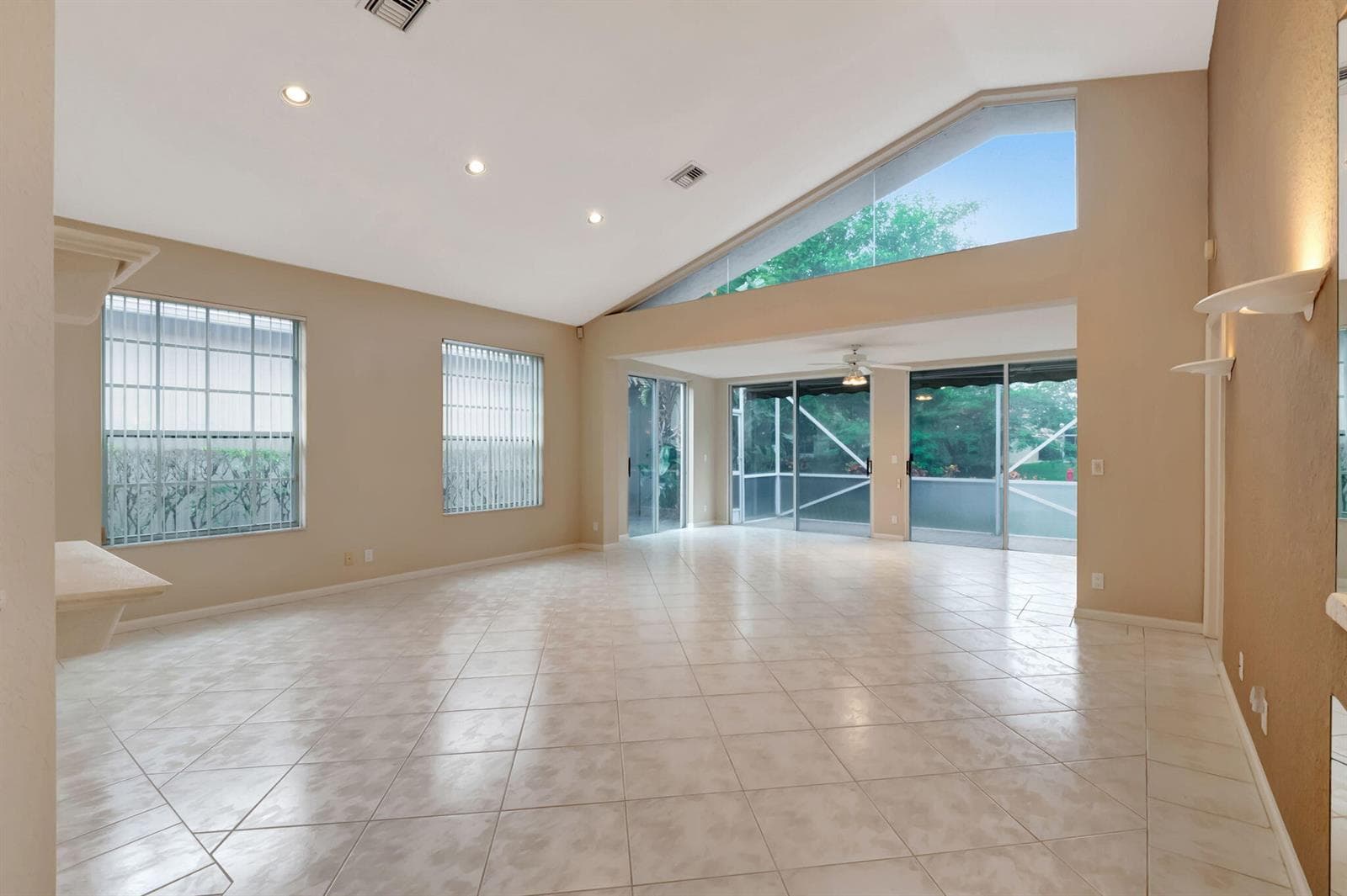11081 Springbrook Circle, Boynton Beach, FL 33437 photo 13
