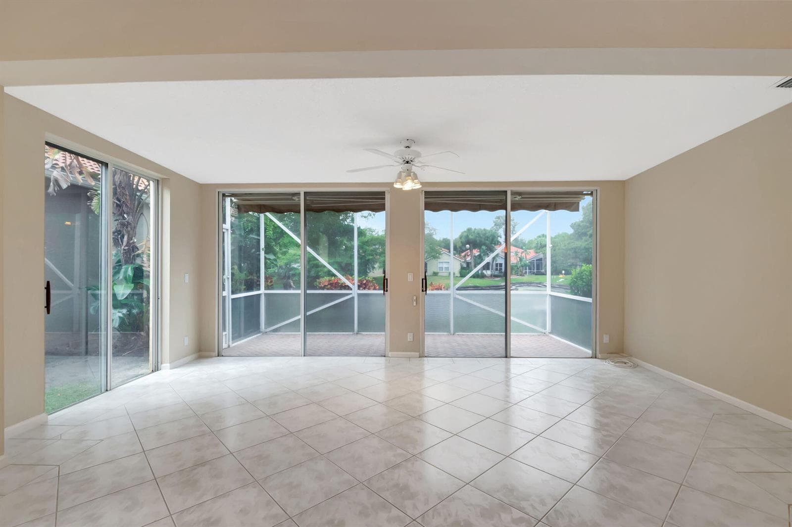 11081 Springbrook Circle, Boynton Beach, FL 33437 photo 12
