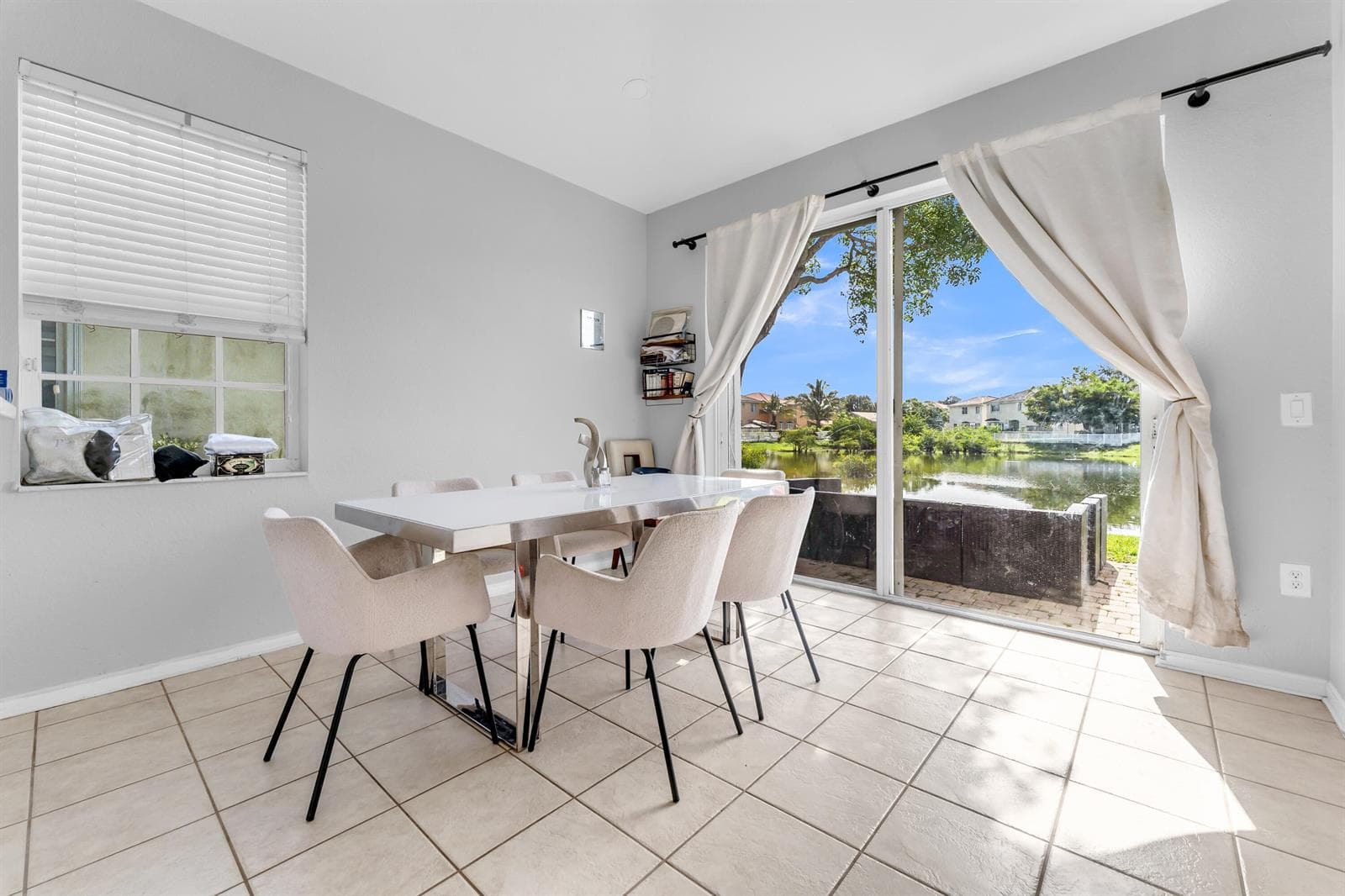 1723 NW 78TH Way # 1723, Pembroke Pines, FL 33024 photo 12