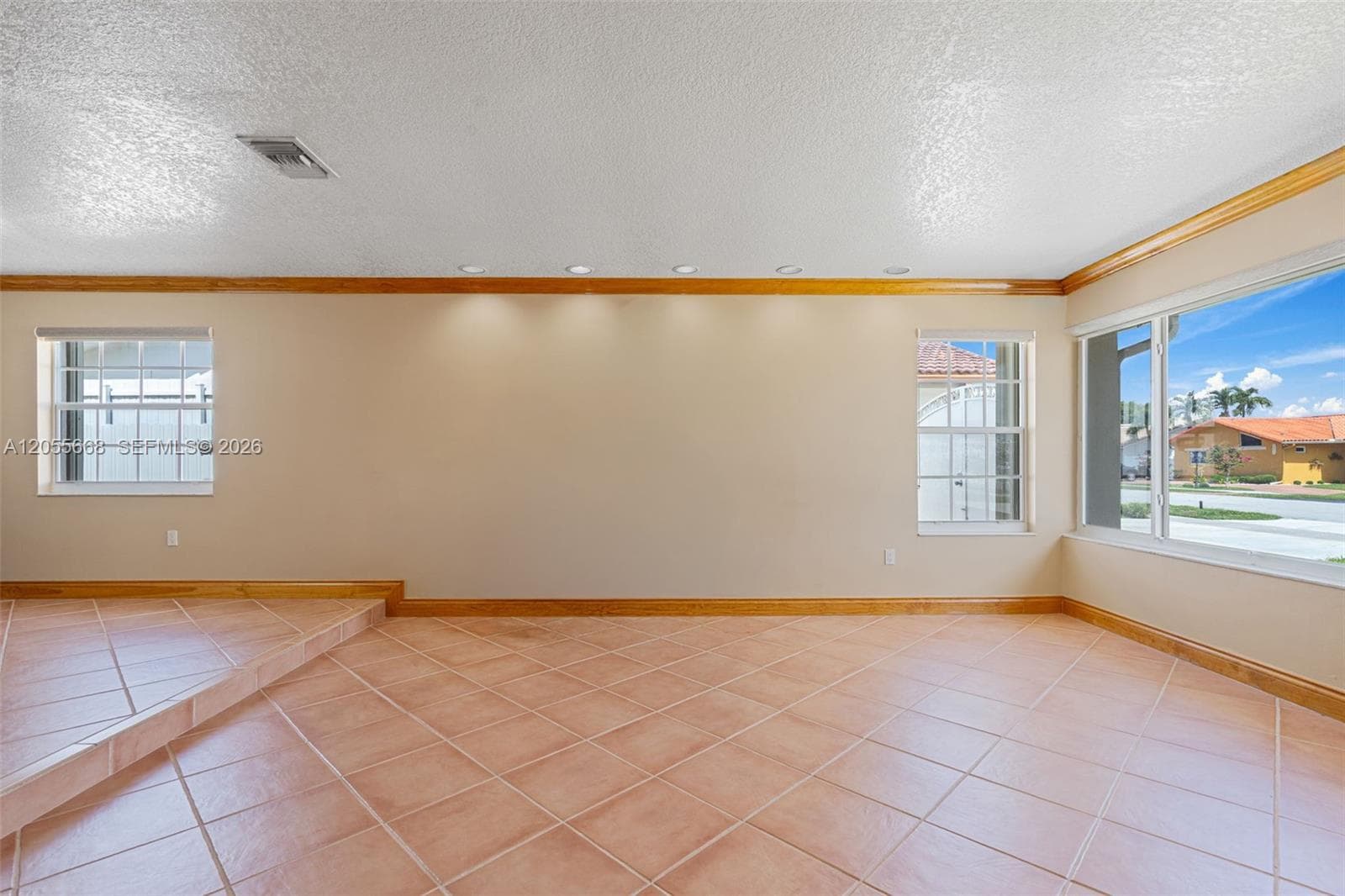 13390 SW 1st St, Miami, FL 33184 photo 6
