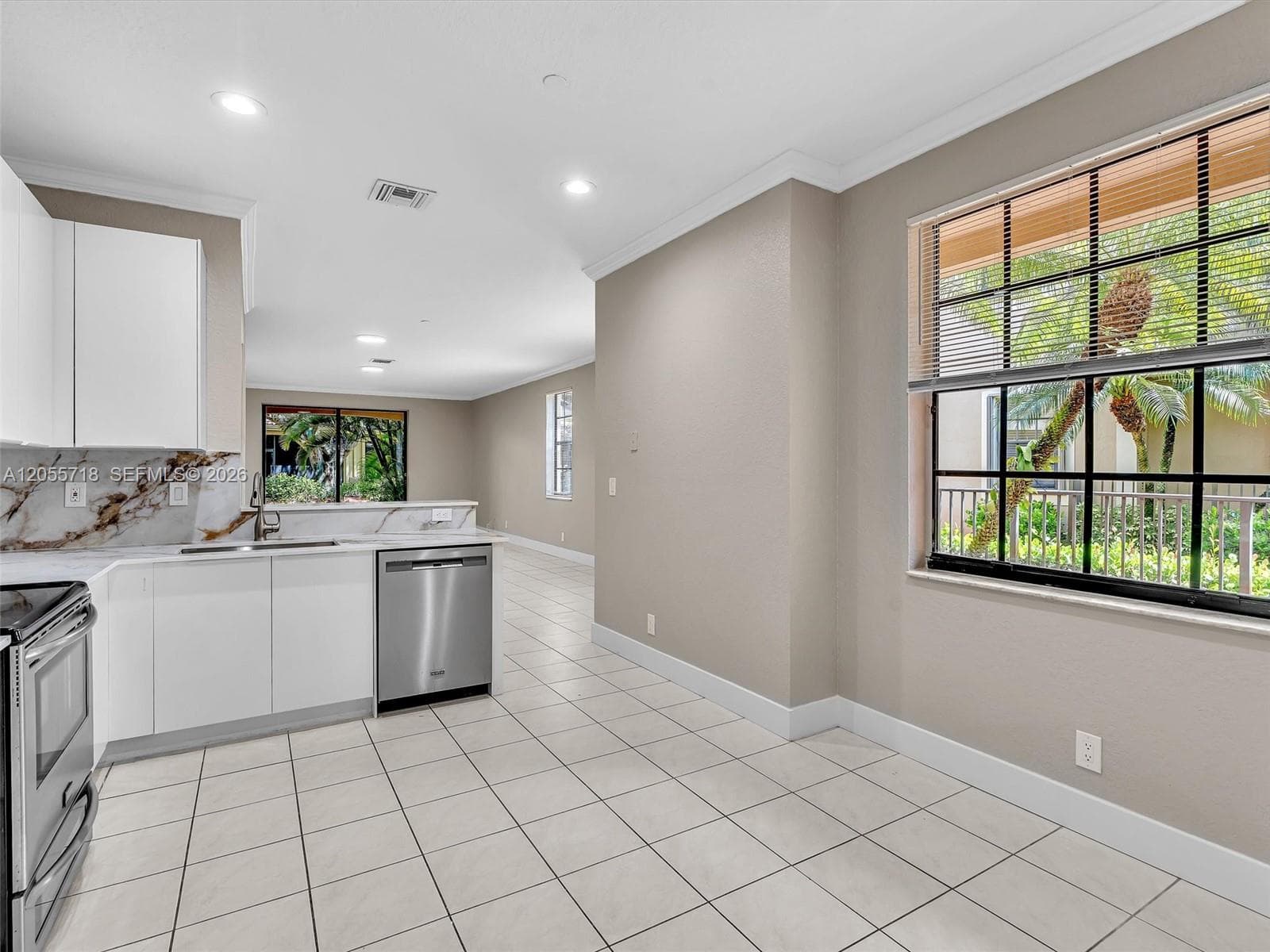 4283 Vineyard Cir # 4283, Weston, FL 33332 photo 8