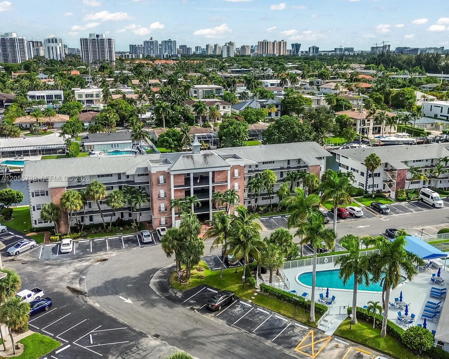 455 Paradise Isle Blvd # 207, Hallandale Beach, FL 33009 photo 12