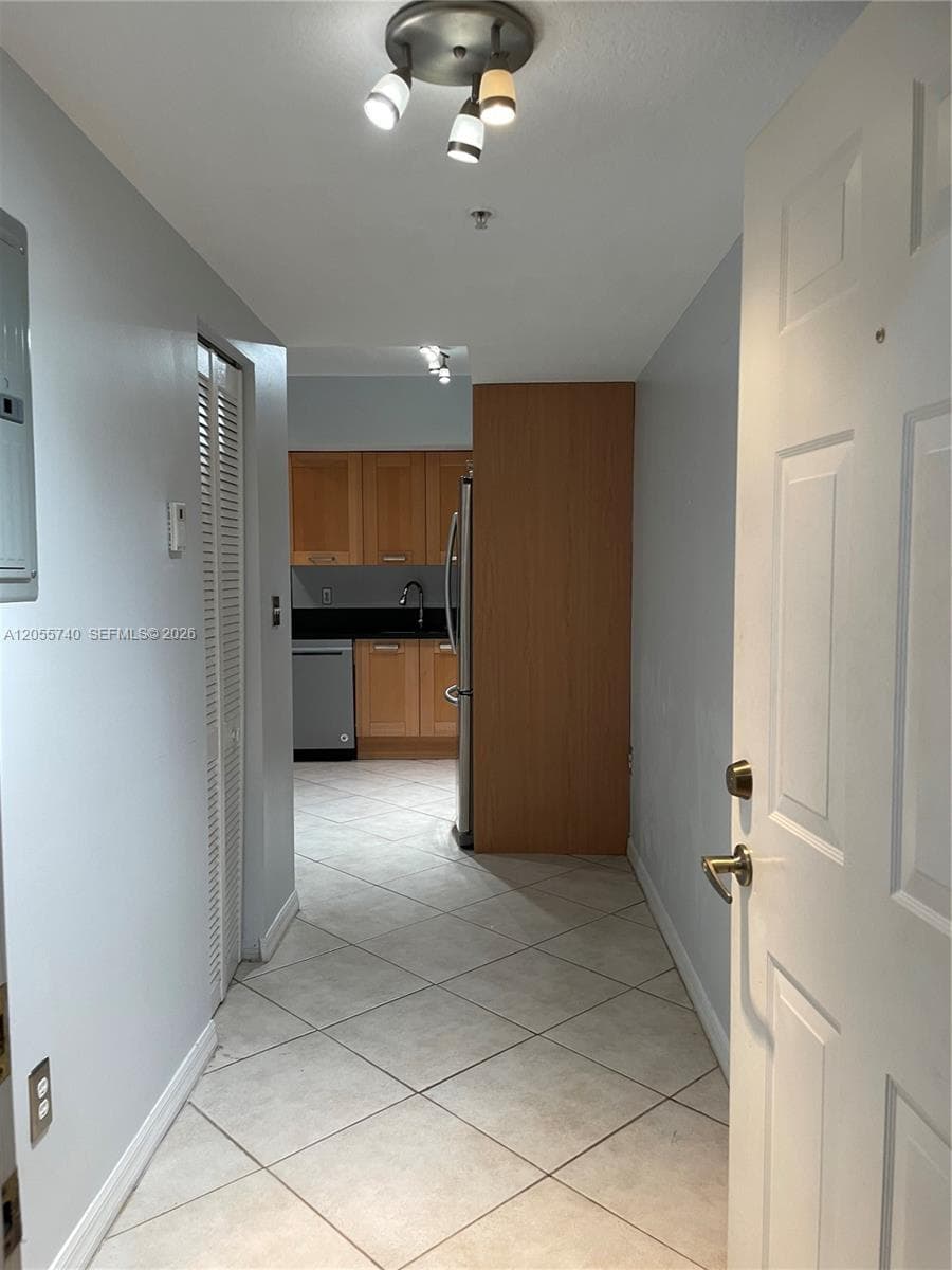 2630 SW 28th St # 33, Miami, FL 33133 photo 10
