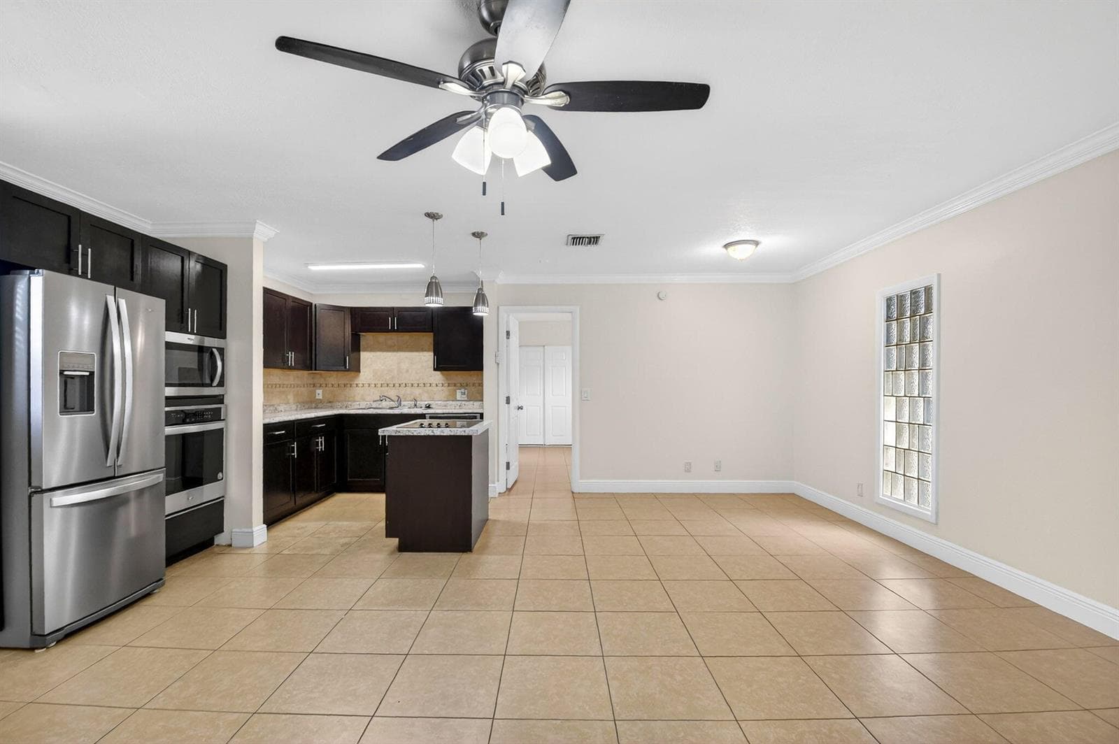 18 CROSSINGS Circle # F, Boynton Beach, FL 33435 photo 9