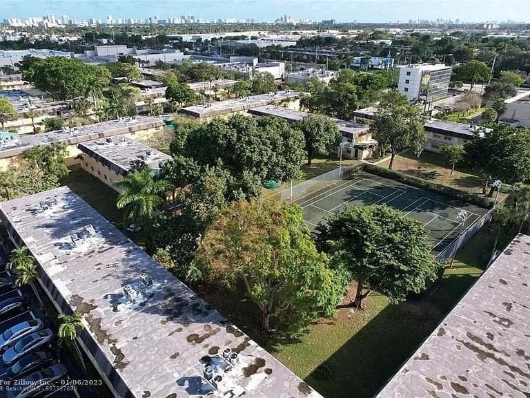 5192 NE 6TH Avenue # 805, Oakland Park, FL 33334 photo 2