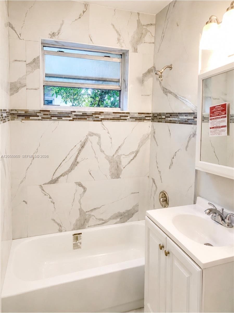 1570 NE 130th St, North Miami, FL 33161 photo 10