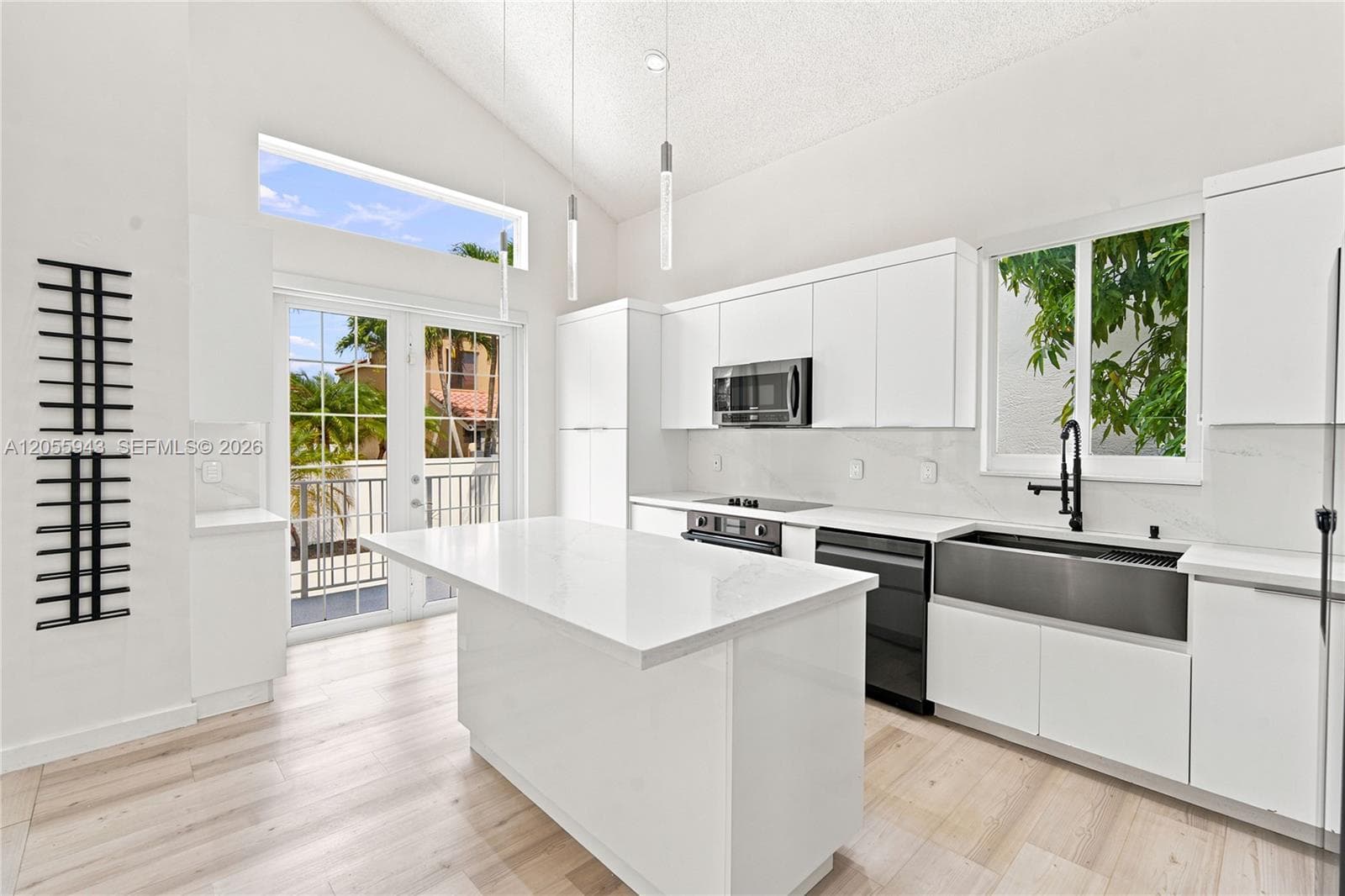 1457 NW 159th Ln, Pembroke Pines, FL 33028 photo 10