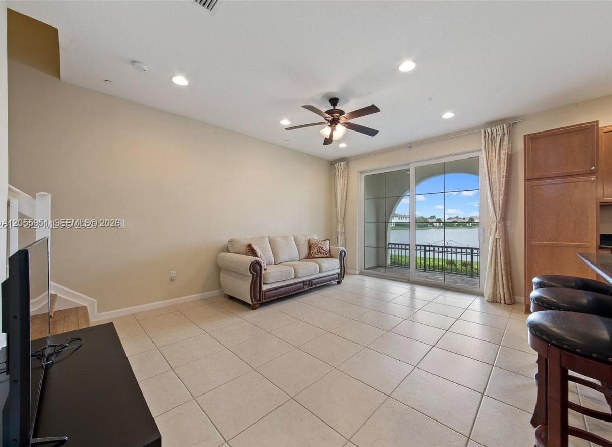 2955 Tortola Way, Cooper City, FL 33024 photo 11
