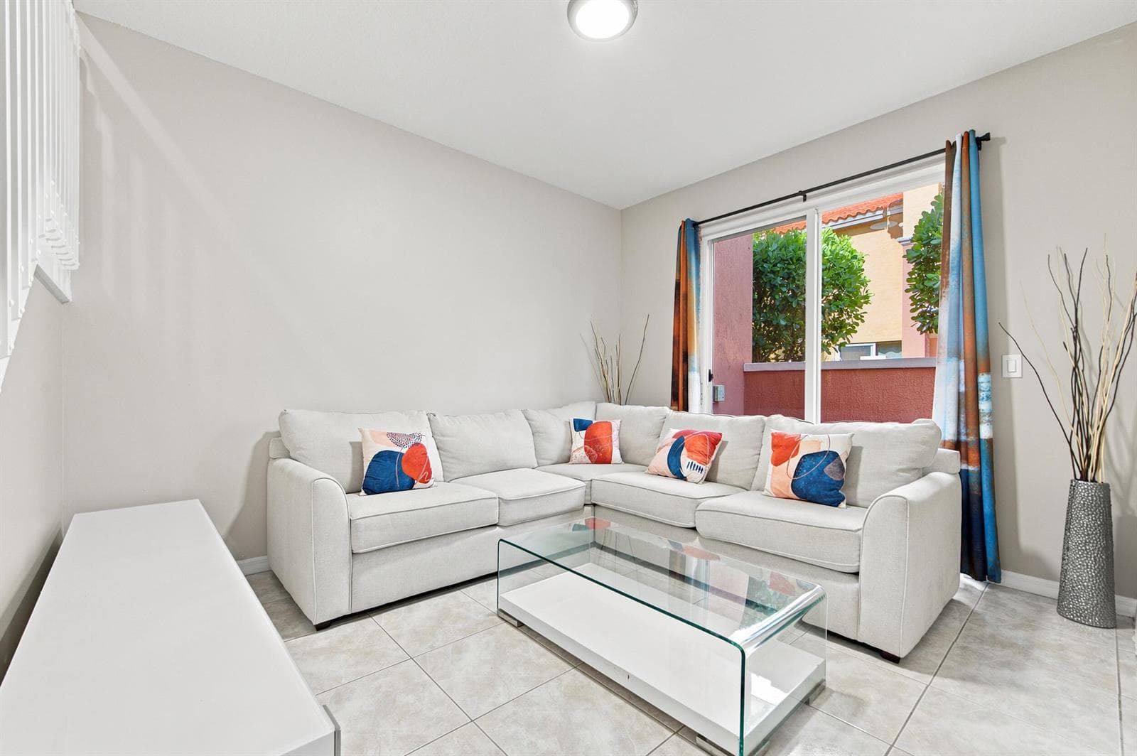 732 SW 106th Avenue # 2011, Pembroke Pines, FL 33025 photo 6