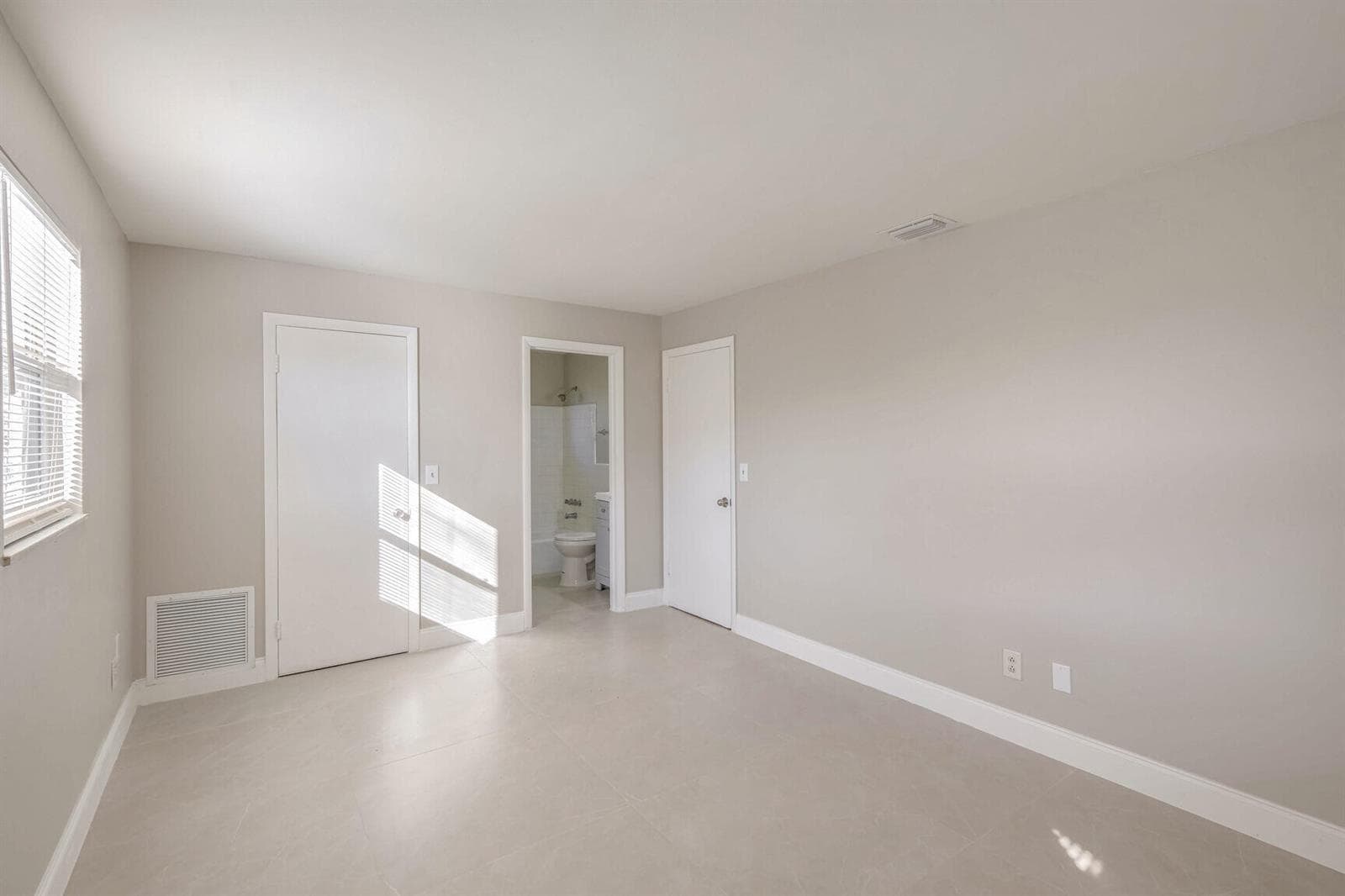 3147 Naylor Terrace, Fort Pierce, FL 34982 photo 6
