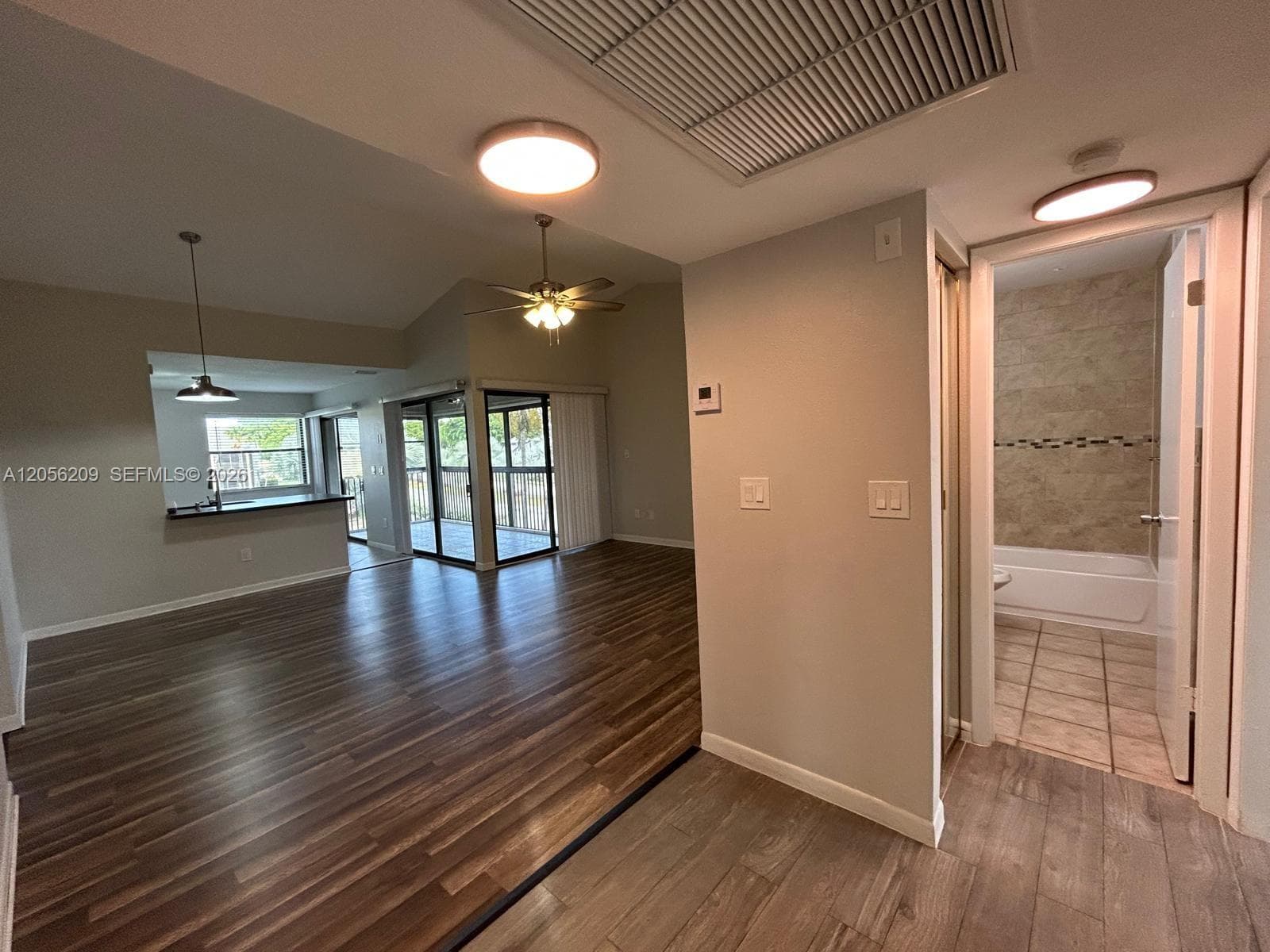 1197 Washington Cir # 1197A, Homestead, FL 33034 photo 7