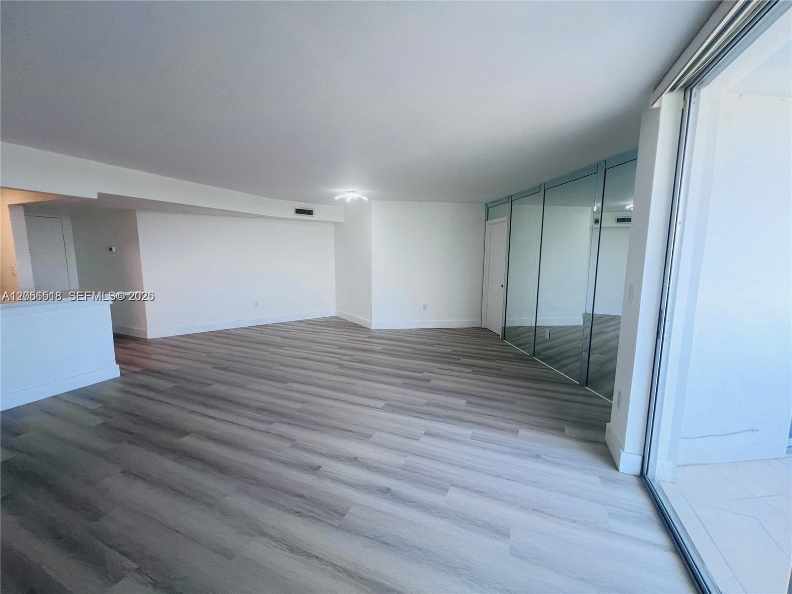 1200 NE Miami Gardens Dr # 501W, Miami, FL 33179 photo 9
