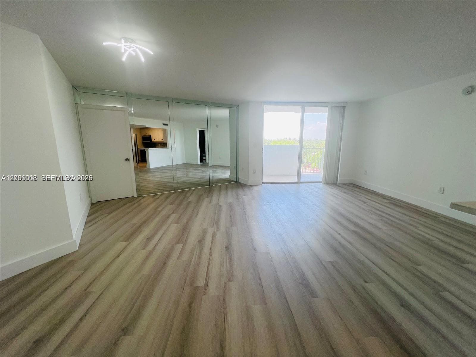 1200 NE Miami Gardens Dr # 501W, Miami, FL 33179 photo 11
