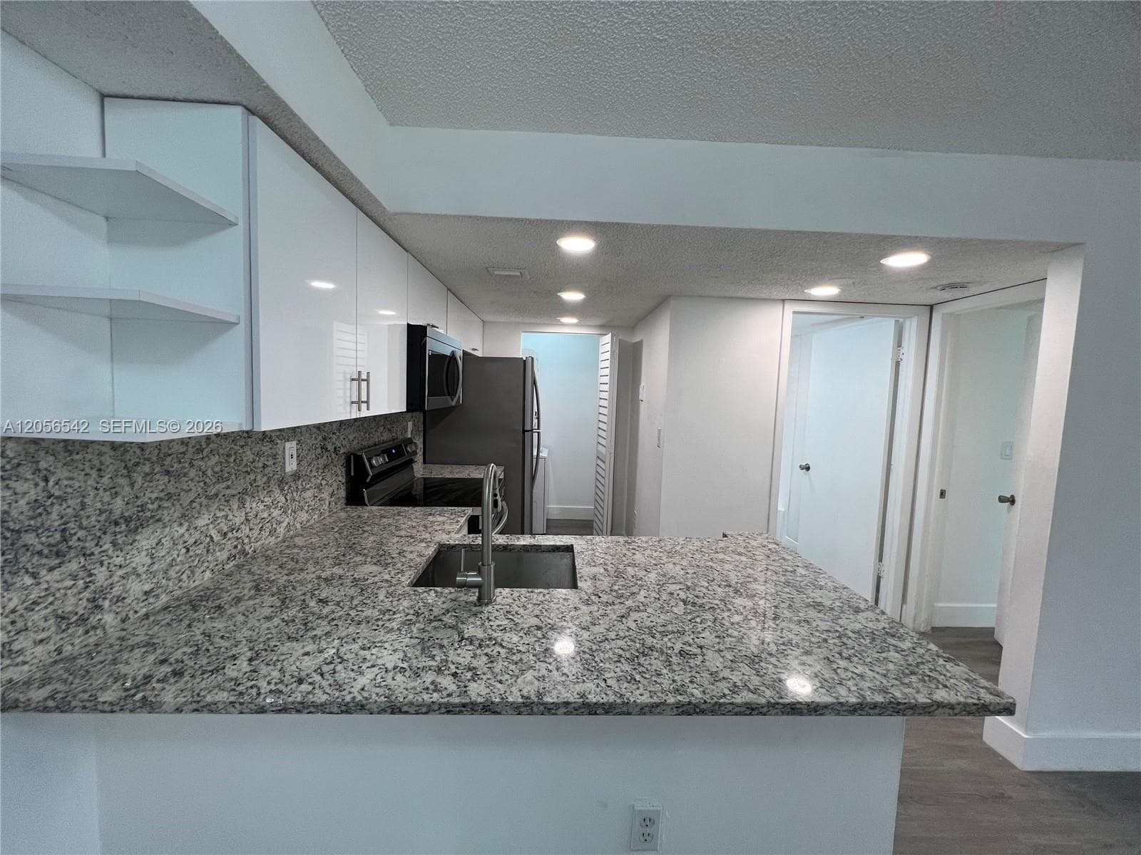 7235 NW 179th St # 104, Hialeah, FL 33015 photo 11