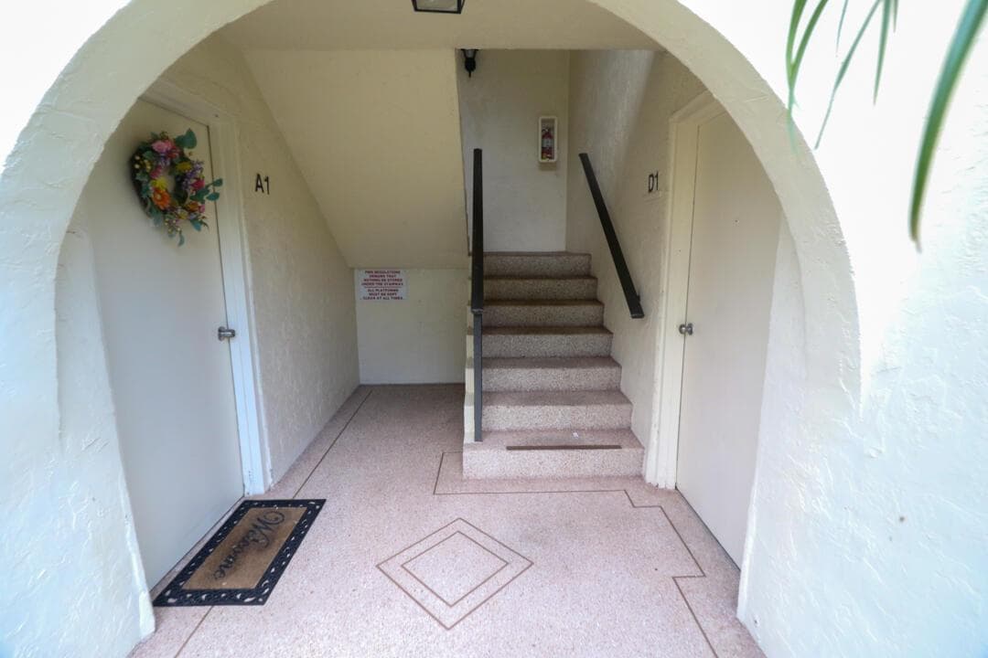 4987 SABLE PINE Circle # D2, West Palm Beach, FL 33417 photo 2