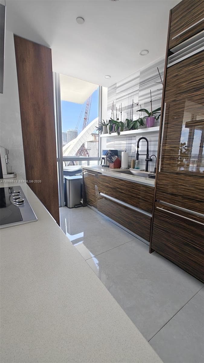 1100 Biscayne Blvd # 2106, Miami, FL 33132 photo 6