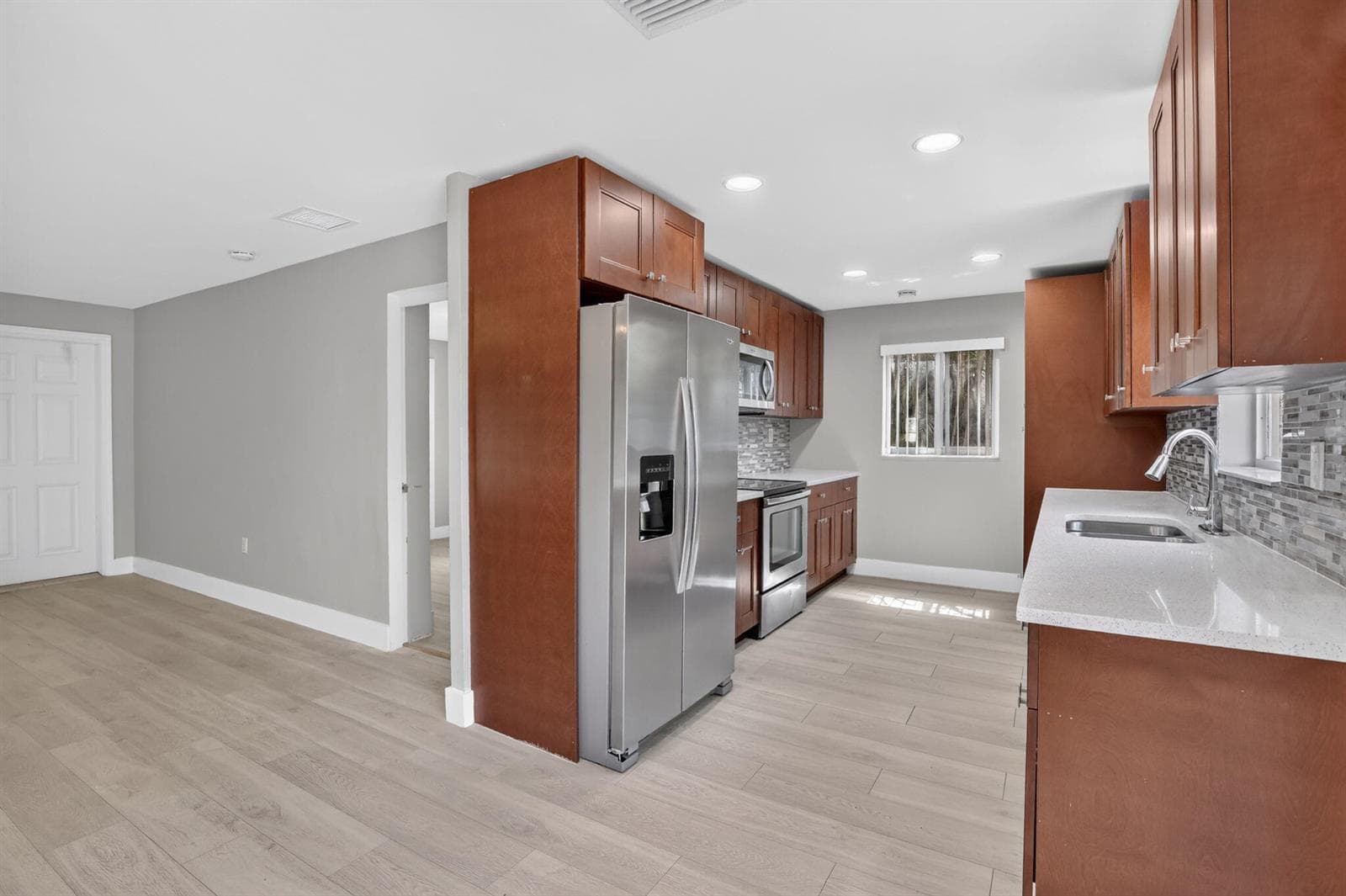 6281 NW 14TH Court, Sunrise, FL 33313 photo 9
