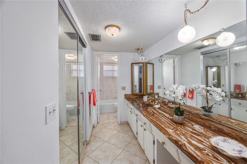 3990 NW 42ND Avenue # 311, Lauderdale Lakes, FL 33319 photo 9