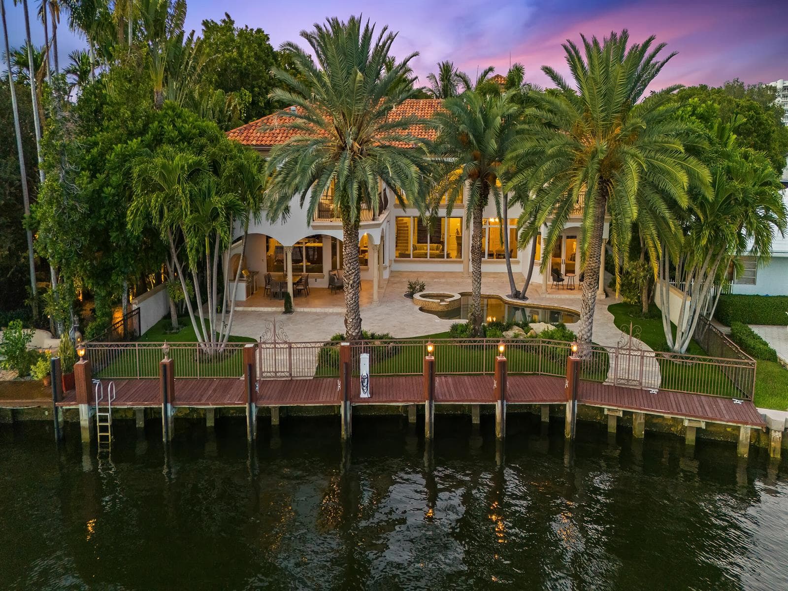 639 Middle River Drive, Fort Lauderdale, FL 33304 photo 2