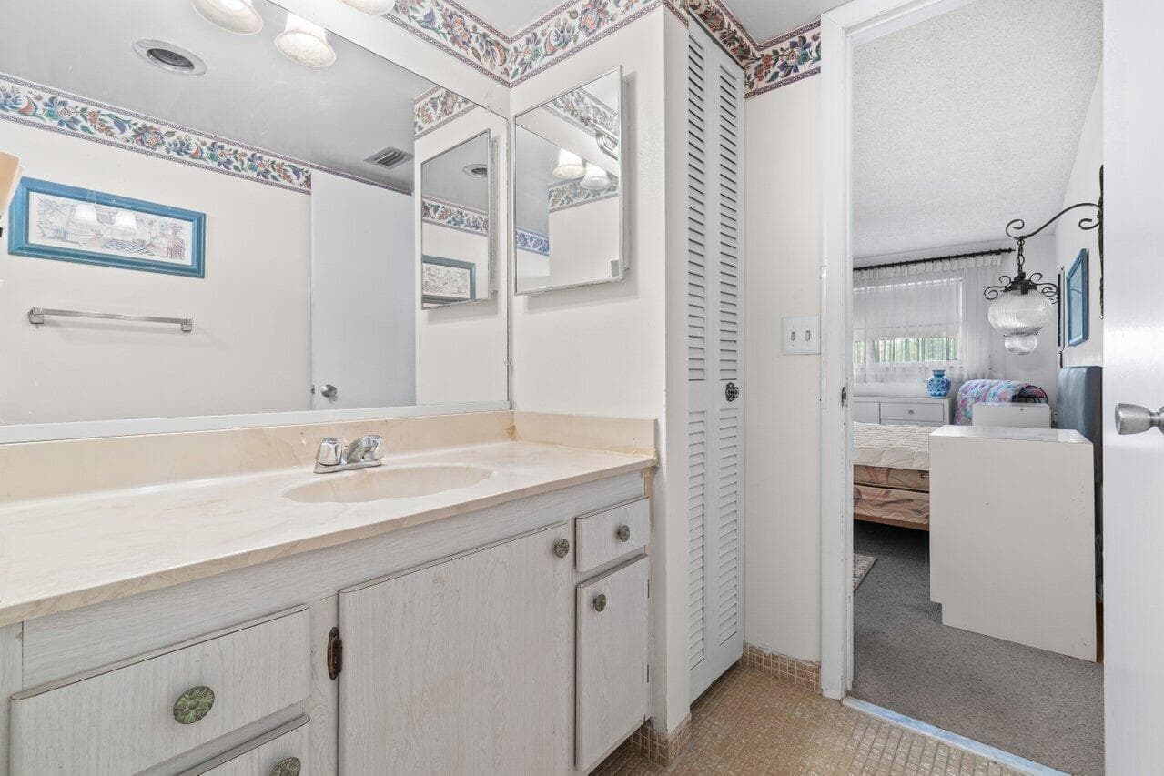 2615 NE 3rd Court # 308, Boynton Beach, FL 33435 photo 9