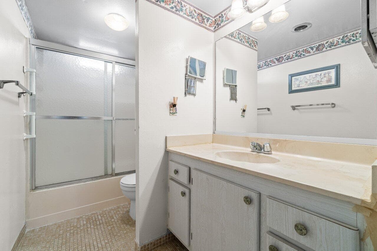 2615 NE 3rd Court # 308, Boynton Beach, FL 33435 photo 8
