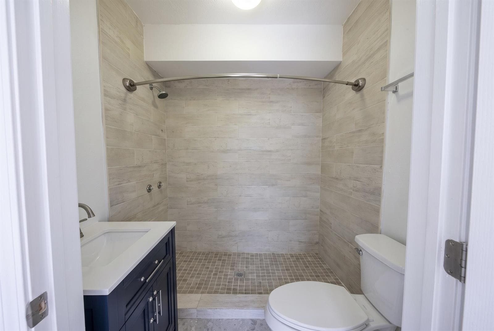 2021 NW 85TH Avenue, Pembroke Pines, FL 33024 photo 8