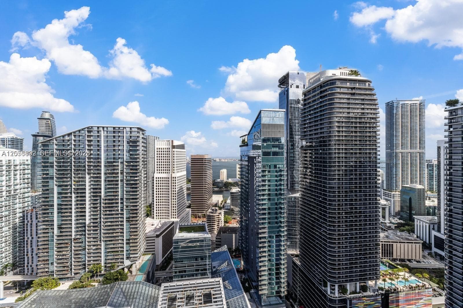 88 SW 7th St # 3909, Miami, FL 33130 photo 6