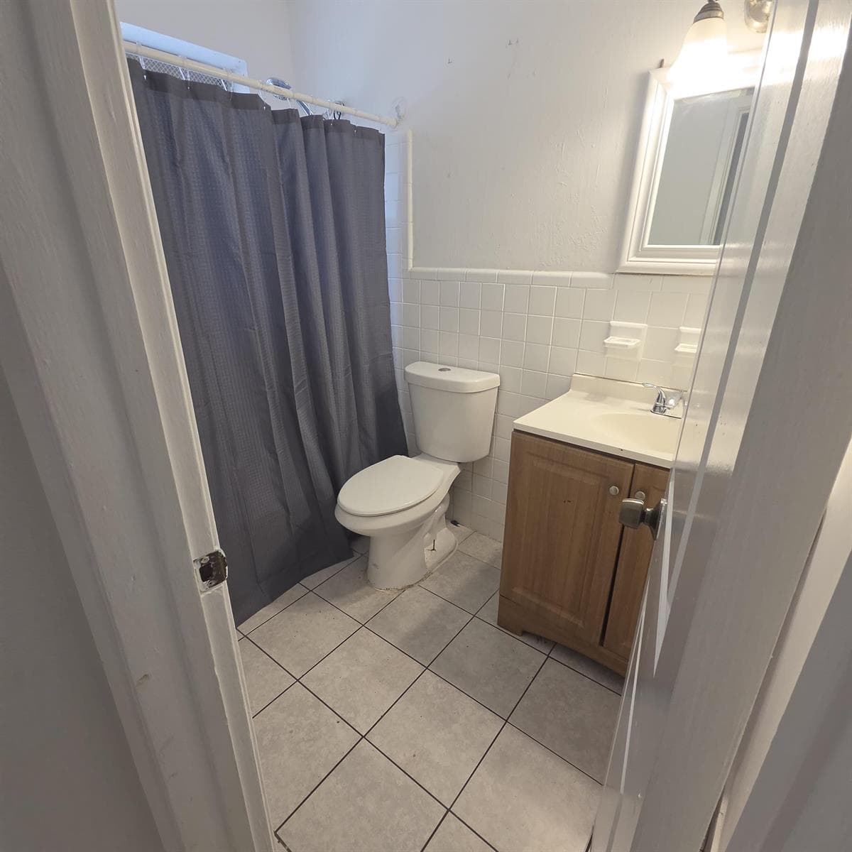 160 NW 15TH Place, Pompano Beach, FL 33060 photo 6