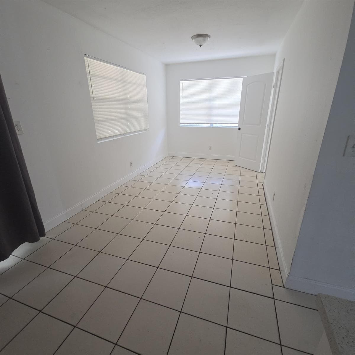 160 NW 15TH Place, Pompano Beach, FL 33060 photo 3