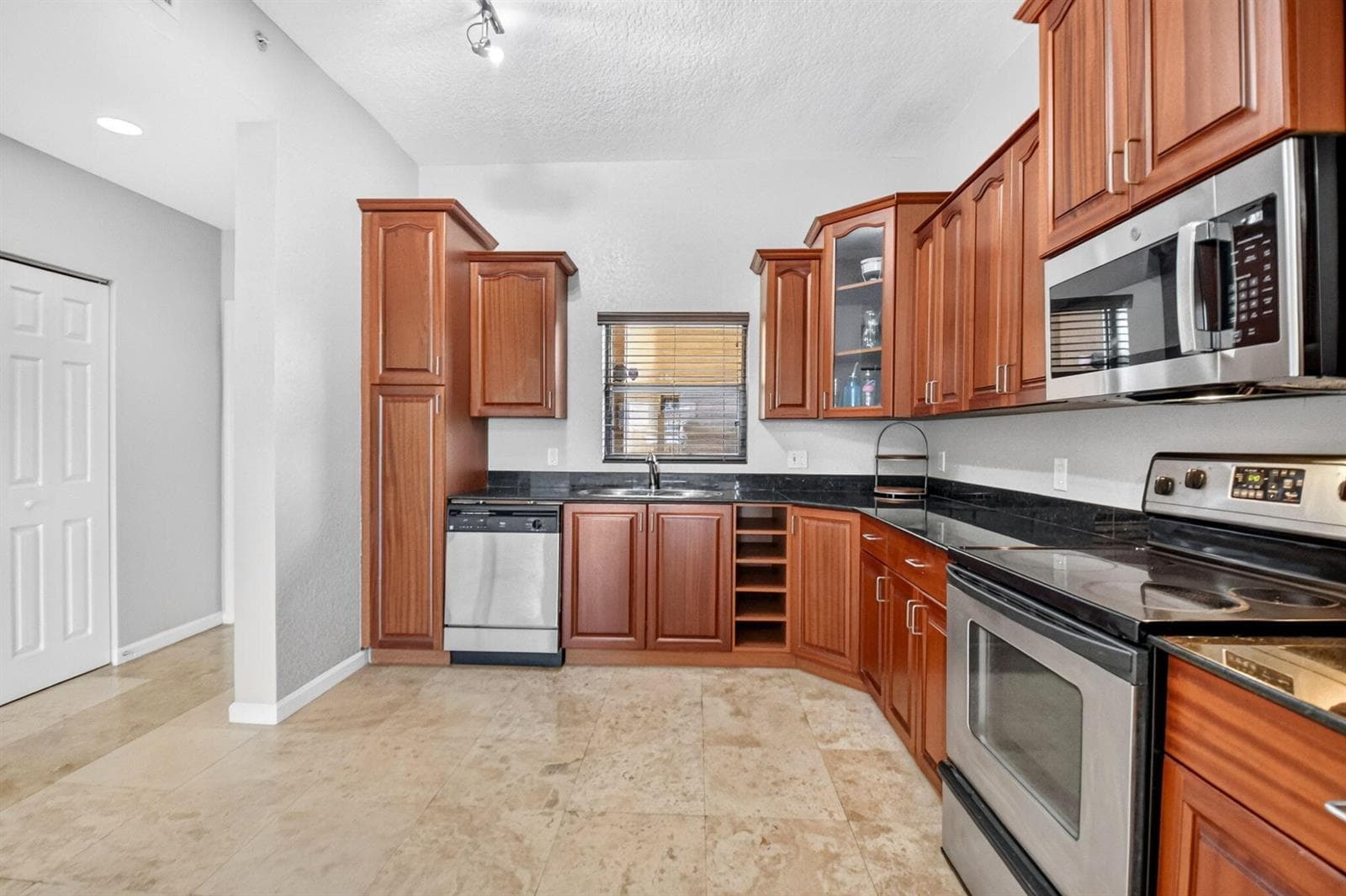 1620 Presidential Way # 402, West Palm Beach, FL 33401 photo 9