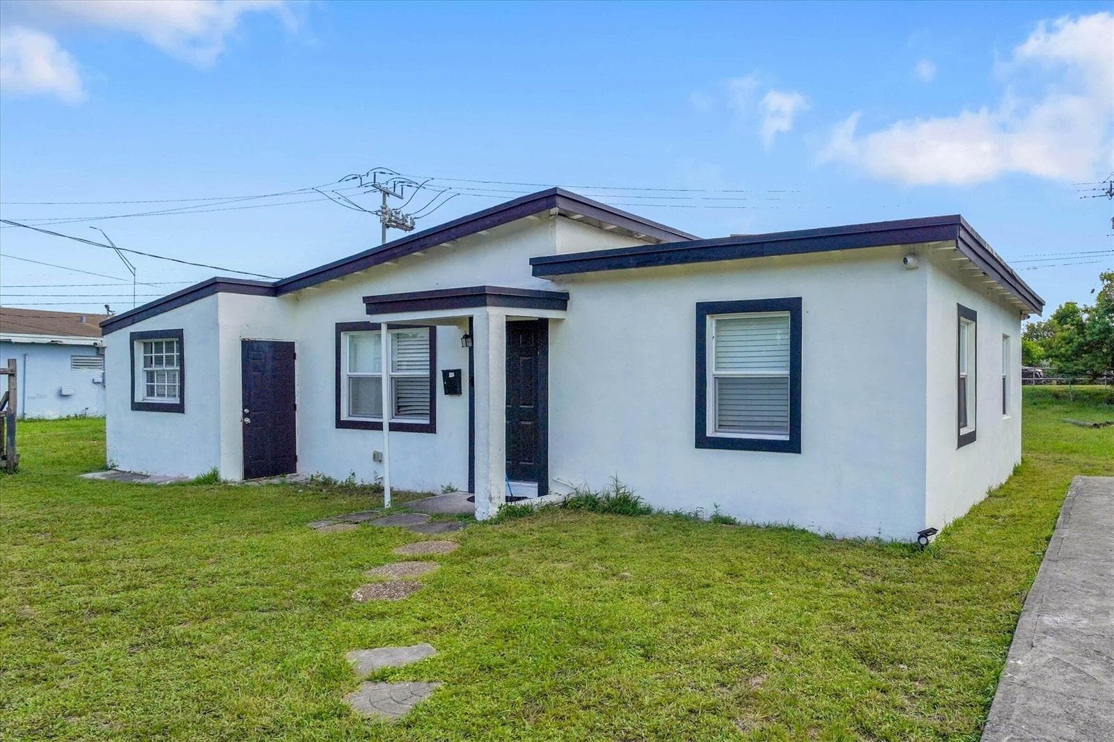 41 WILLIAMS Road, West Park, FL 33023 photo 12