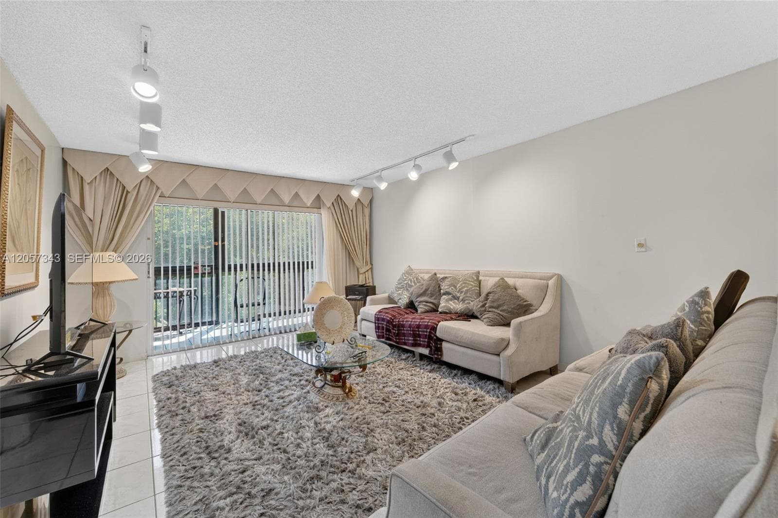 5900 NW 44th St # 414, Lauderhill, FL 33319 photo 6