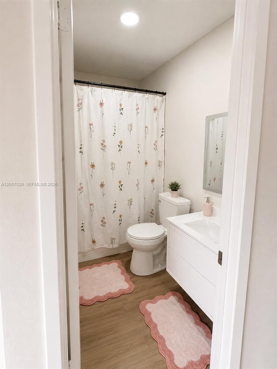 18318 NW 61st Ct, Hialeah, FL 33015 photo 12