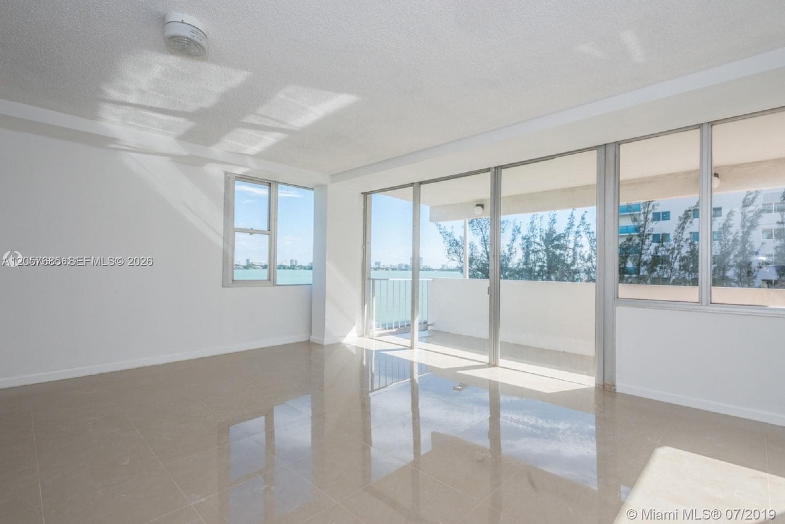 7545 E Treasure Dr # 2H, North Bay Village, FL 33141 photo 13
