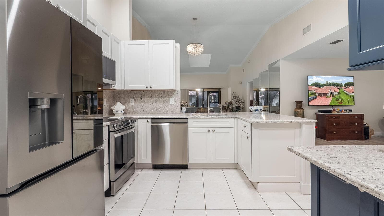 6353 Royal Manor Circle, Delray Beach, FL 33484 photo 7