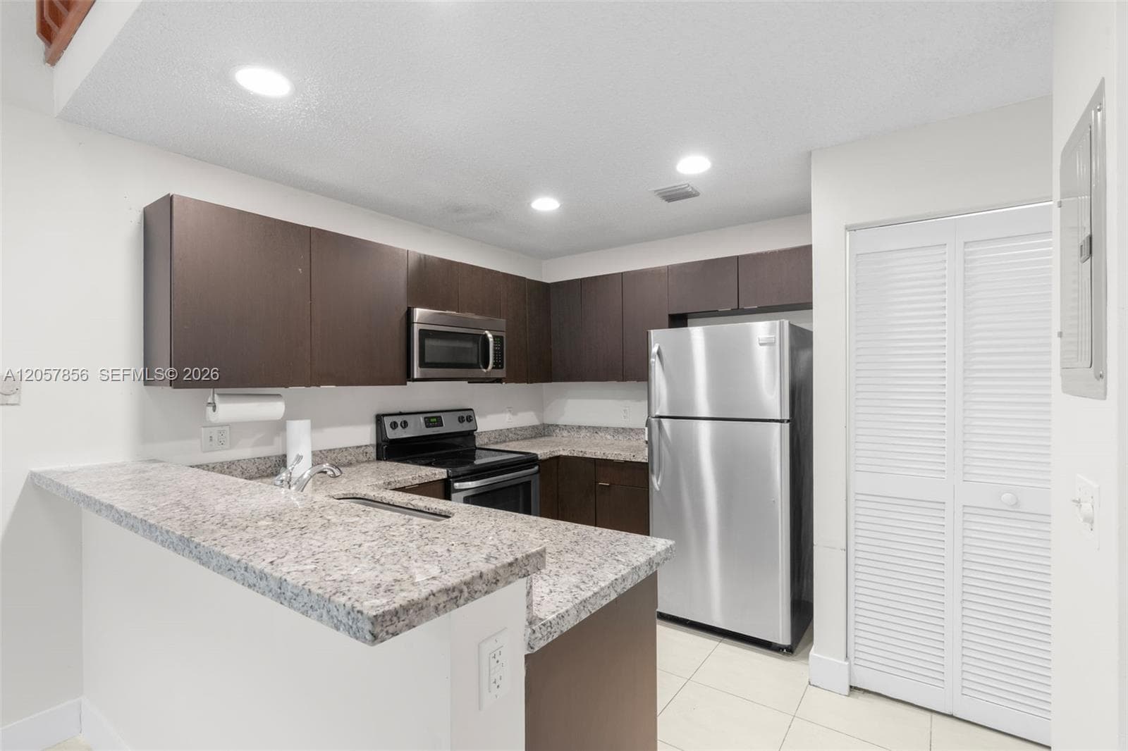 7144 Sportsmans Dr # 7144, North Lauderdale, FL 33068 photo 6