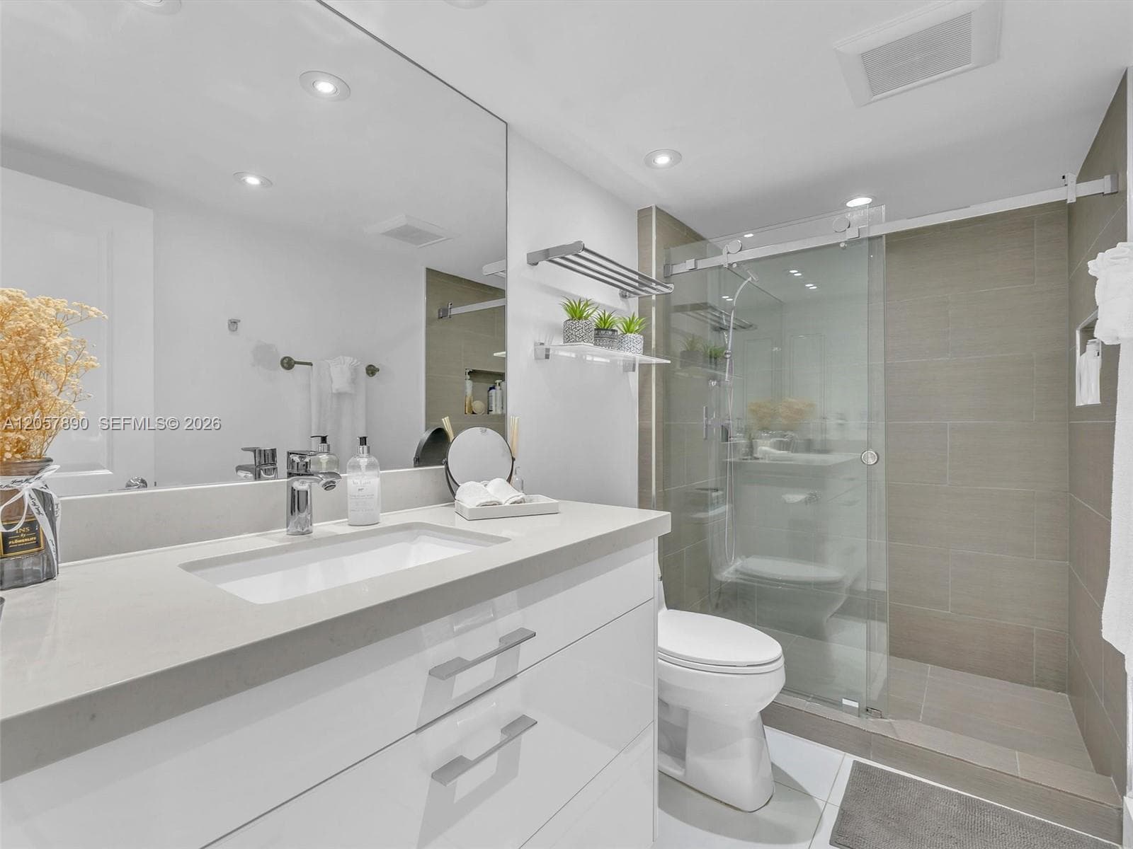 19707 Turnberry Way # 21D, Aventura, FL 33180 photo 9