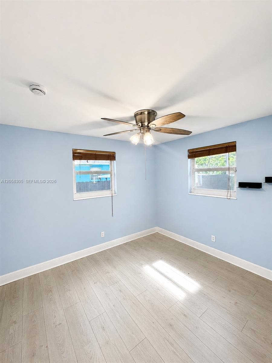5651 NE 9th Ave, Oakland Park, FL 33334 photo 7