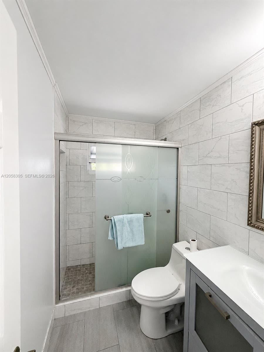 5651 NE 9th Ave, Oakland Park, FL 33334 photo 10