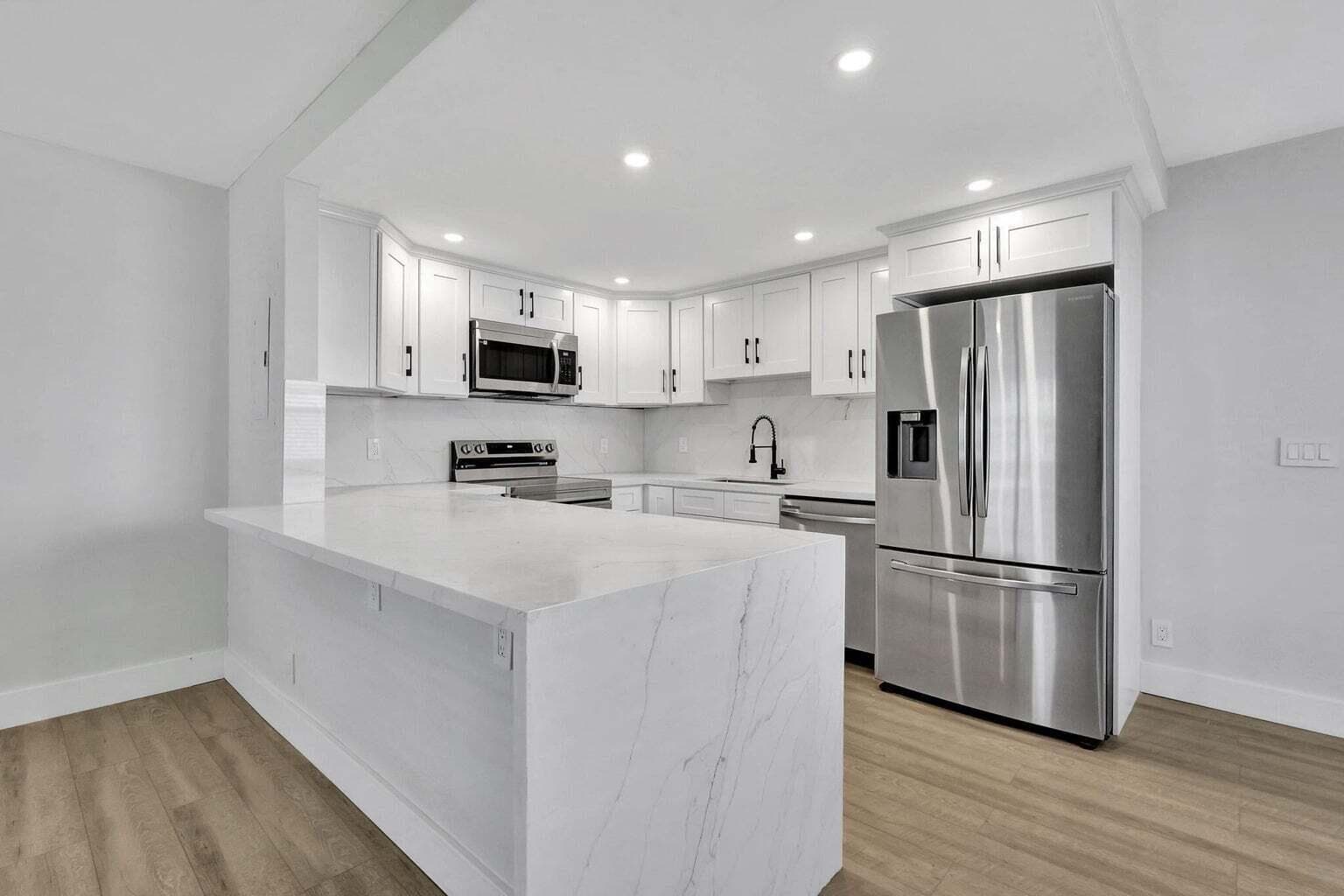 114 Brittany C, Delray Beach, FL 33446 photo 2