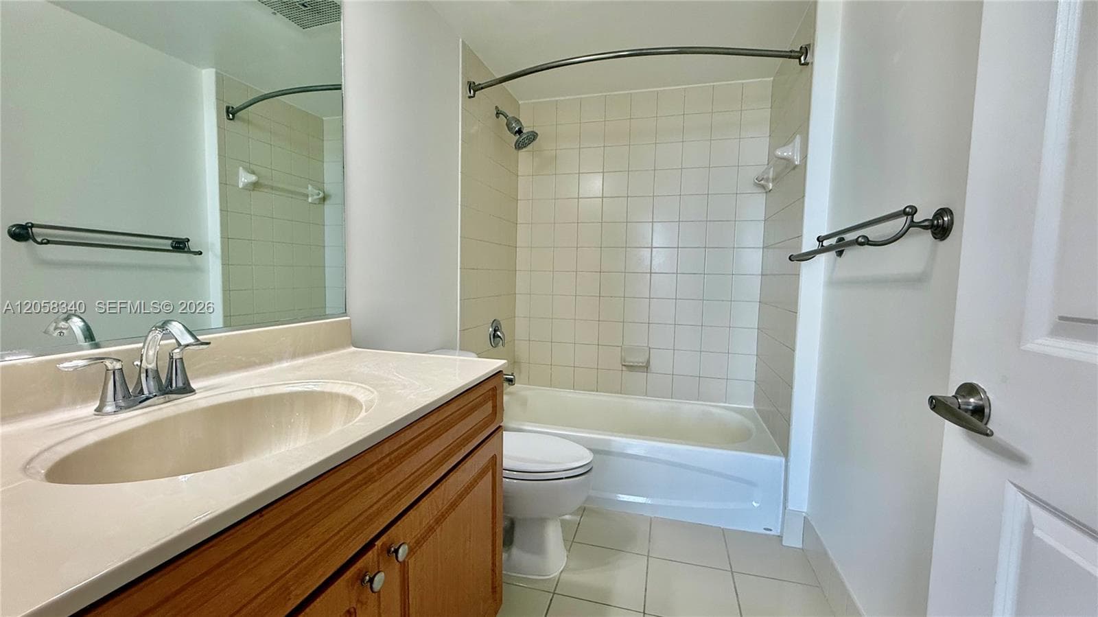 900 SW 8th St # 1501, Miami, FL 33130 photo 12