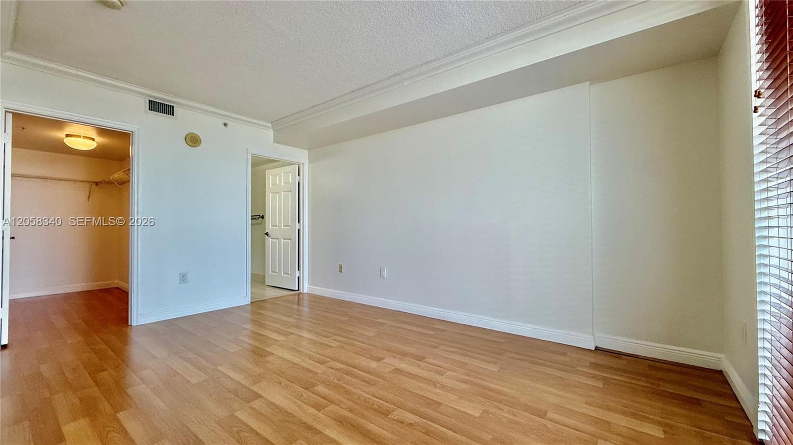 900 SW 8th St # 1501, Miami, FL 33130 photo 8