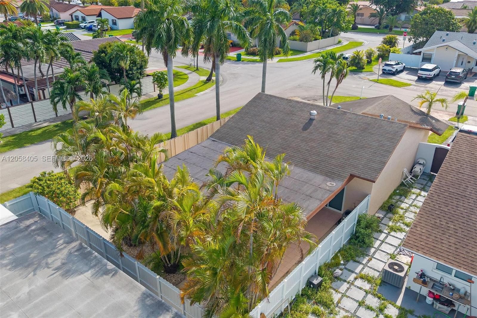1616 SW 137th Pl, Miami, FL 33175 photo 11